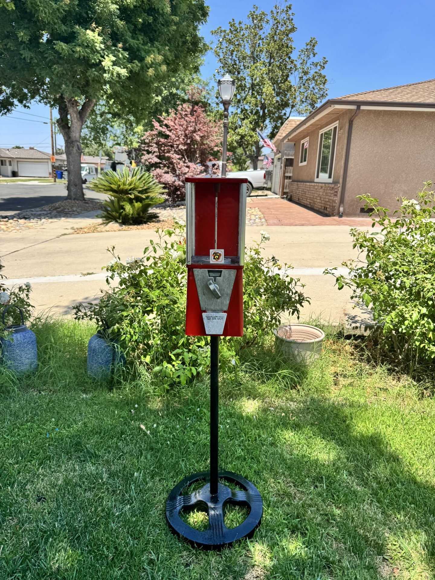 CANDY MACHINE ( NO KEYS )