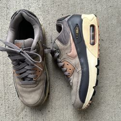 Nike Air Max 90 Leather Gray size 6