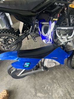 Electric razor bike