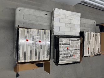 Kitchen/bathroom tile