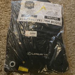 LEXUS IS FLOOR MATS IN BLACK 