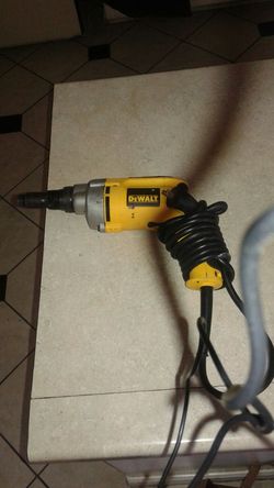 dewalt versa clutch drill