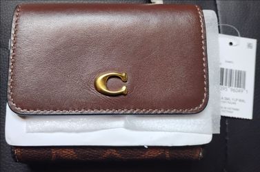 COACH ⭐ Women's Mila Small Flap Wallet BRAND NEW
