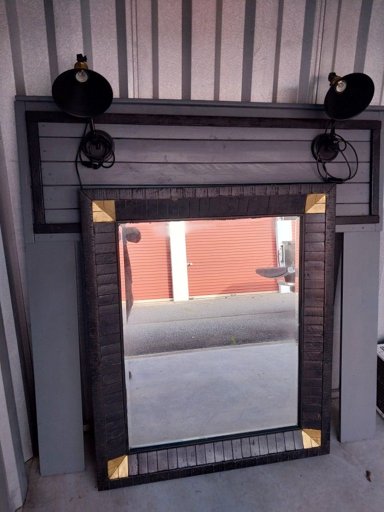 Queen Headboard With Built-in Lamps And Mirror 