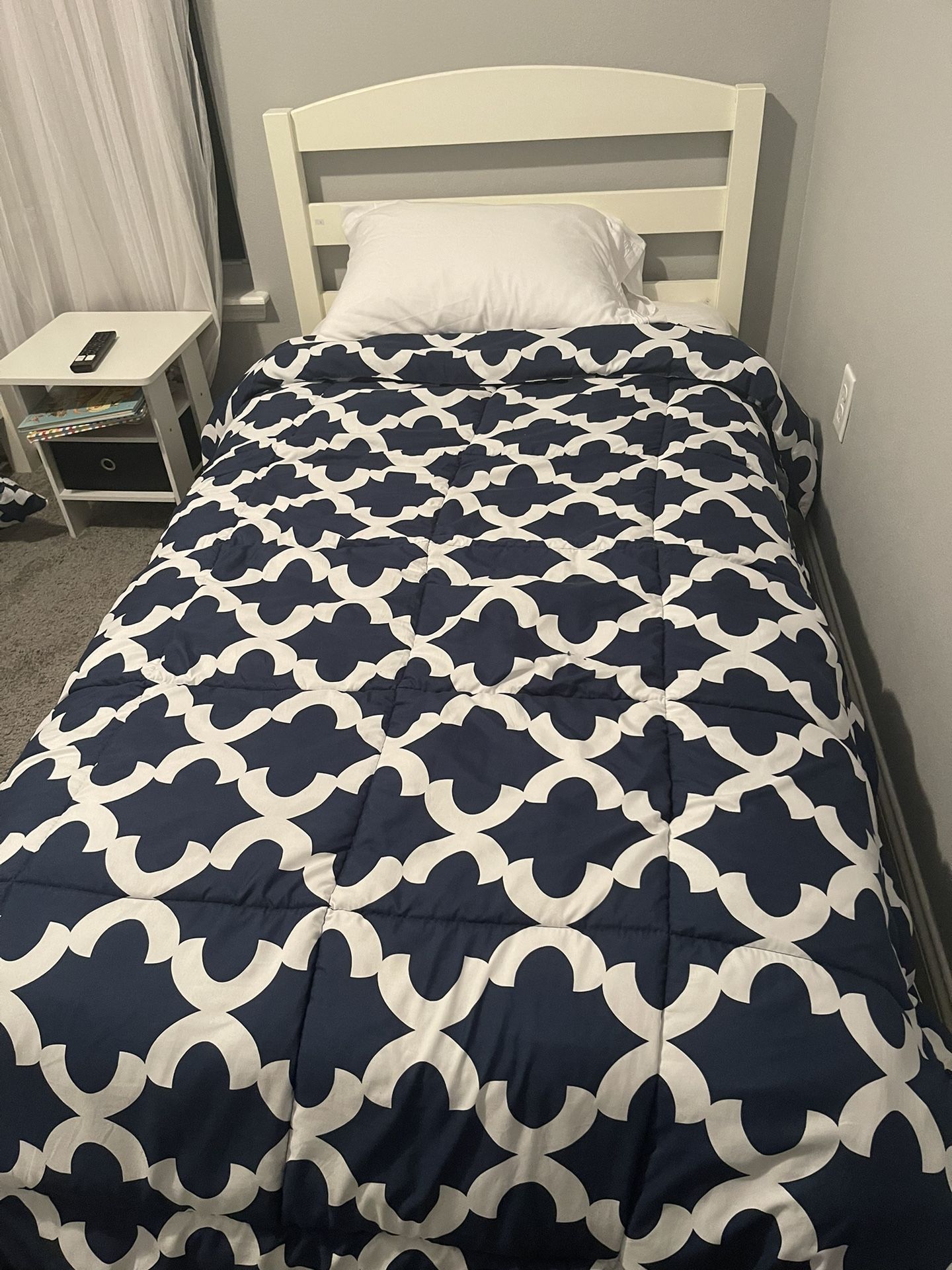 Twin Bed And Box Spring Only No Frame