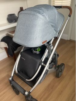 UPPAbaby CRUZ stroller - great condition!