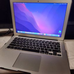 MacBook Air 13" 2015 1.8GHz i5-4GB RAM 128GB SSD
