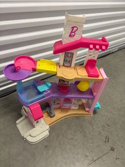 Fisher-Price Little People Barbie Playset