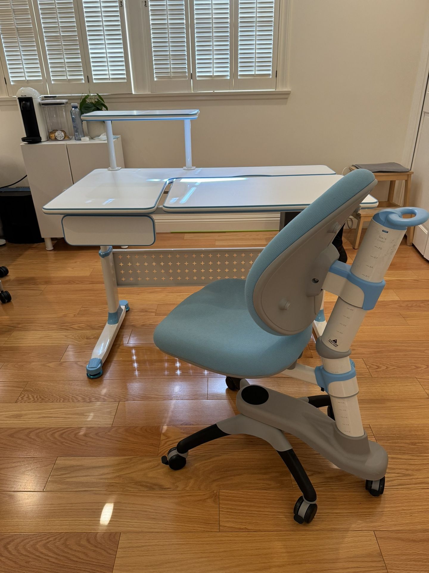 Children's Height Adjustable Study Desk and chair for Kids