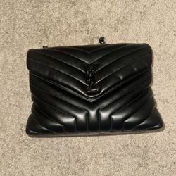 SAINT LAURENT Loulou medium quilted leather shoulder bag