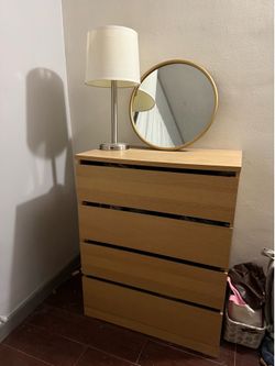 4-Drawer Wooden Dresser