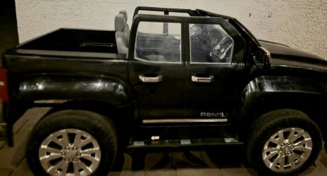 GMC Denali Power Wheel