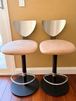 Set Of 2 Adjustable Swivel Bar Stools