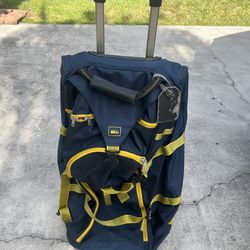 REI Large Rolling Duffle Bag Luggage