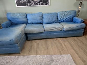 Thomasville sofa.