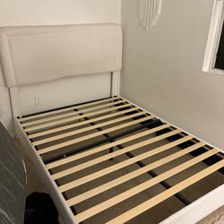 White bed Frame