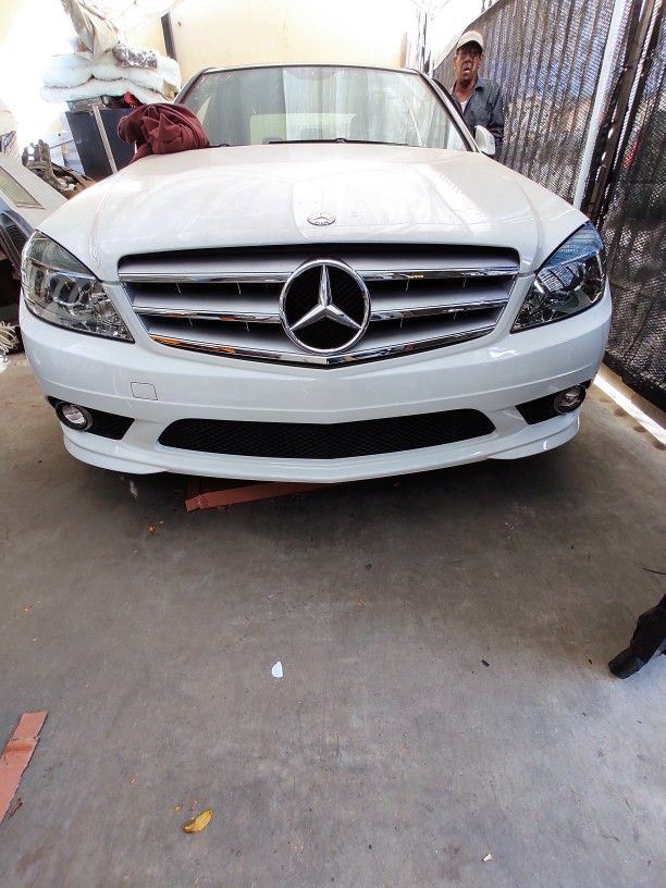 2009 Mercedes-Benz C-Class