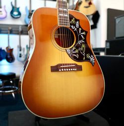 Gibson Hummingbird Original 2024 - Heritage Cherry Sunburst