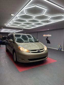 2008 TOYOTA SIENNA XLE NO ACCIDDENTS