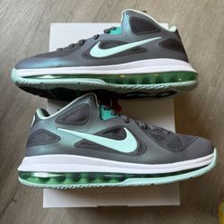 Pre-owned Nike LeBron 9 Low Easter Sz 9.5M