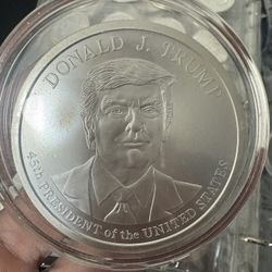 5oz .999 silver President Donald Trump Coin 