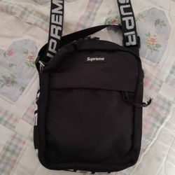 Supreme Over The Shoulder Bag