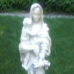 2 Ft Very Statue With Child Vintage