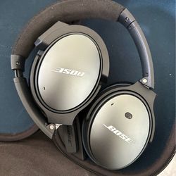 Bose noise cancelling headphones