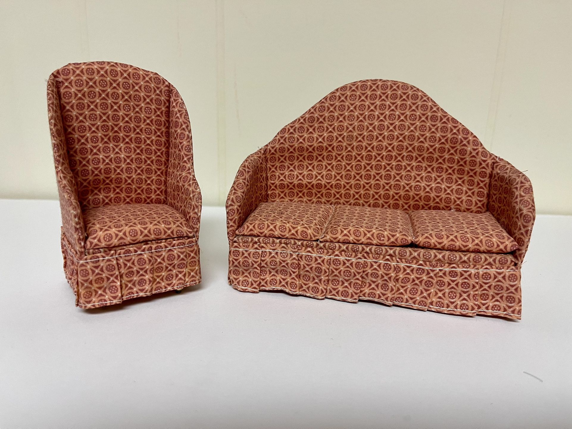 Miniature Dollhouse Furniture And People