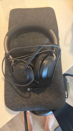 Jabra Over-Ear Headphones/headset with Case and Cable