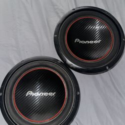 2 Pioneer TS-W254R 10” Subwoofers – 1100W Max, 250W RMS – Great Condition