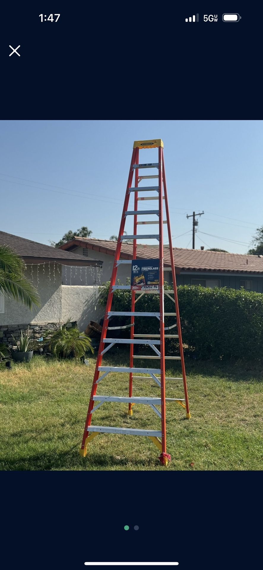 Werner NXT1A 12-ft (16-ft Reach Height) Fiberglass Type 1A - 300 lbs. Load Capacity Step ladder