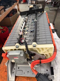 Prius c battery Full replacement unit - NEW original CELLS