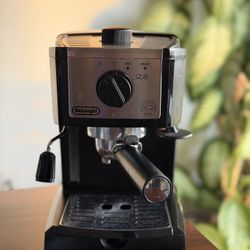 DeLonghi Espresso Machine EC-155M