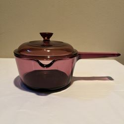 Corning Visions Cranberry 1-liter Saucepan With Pour Spout And Lid
