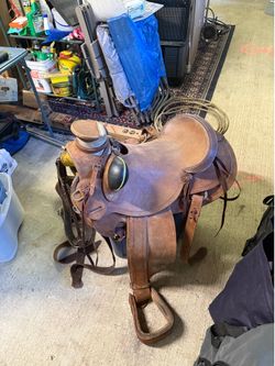 Saddle