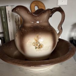 Water Basin With Pitcher