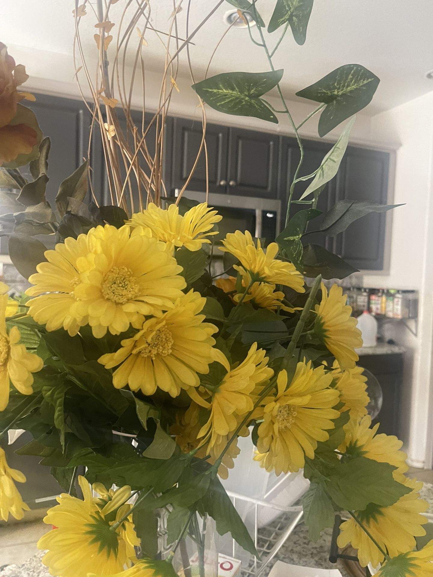 Yellow Kitchen Decor