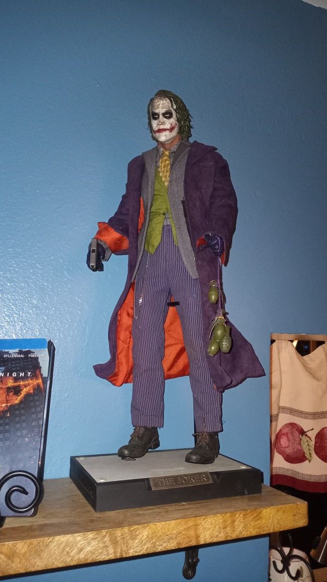 Figures Collectables