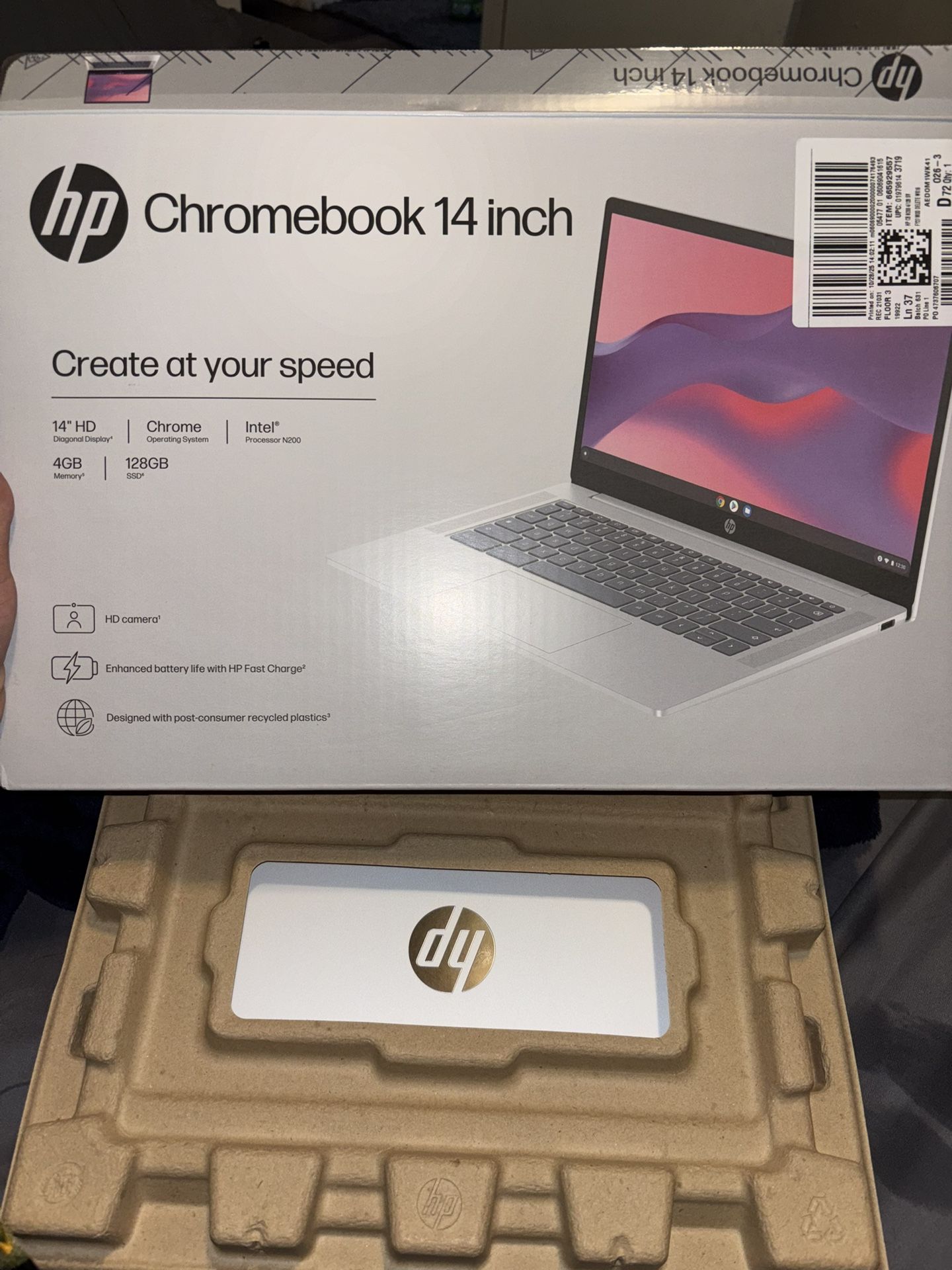 Brand  New HP Chromebook 14inch