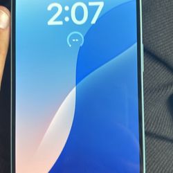iPhone 16 Plus 