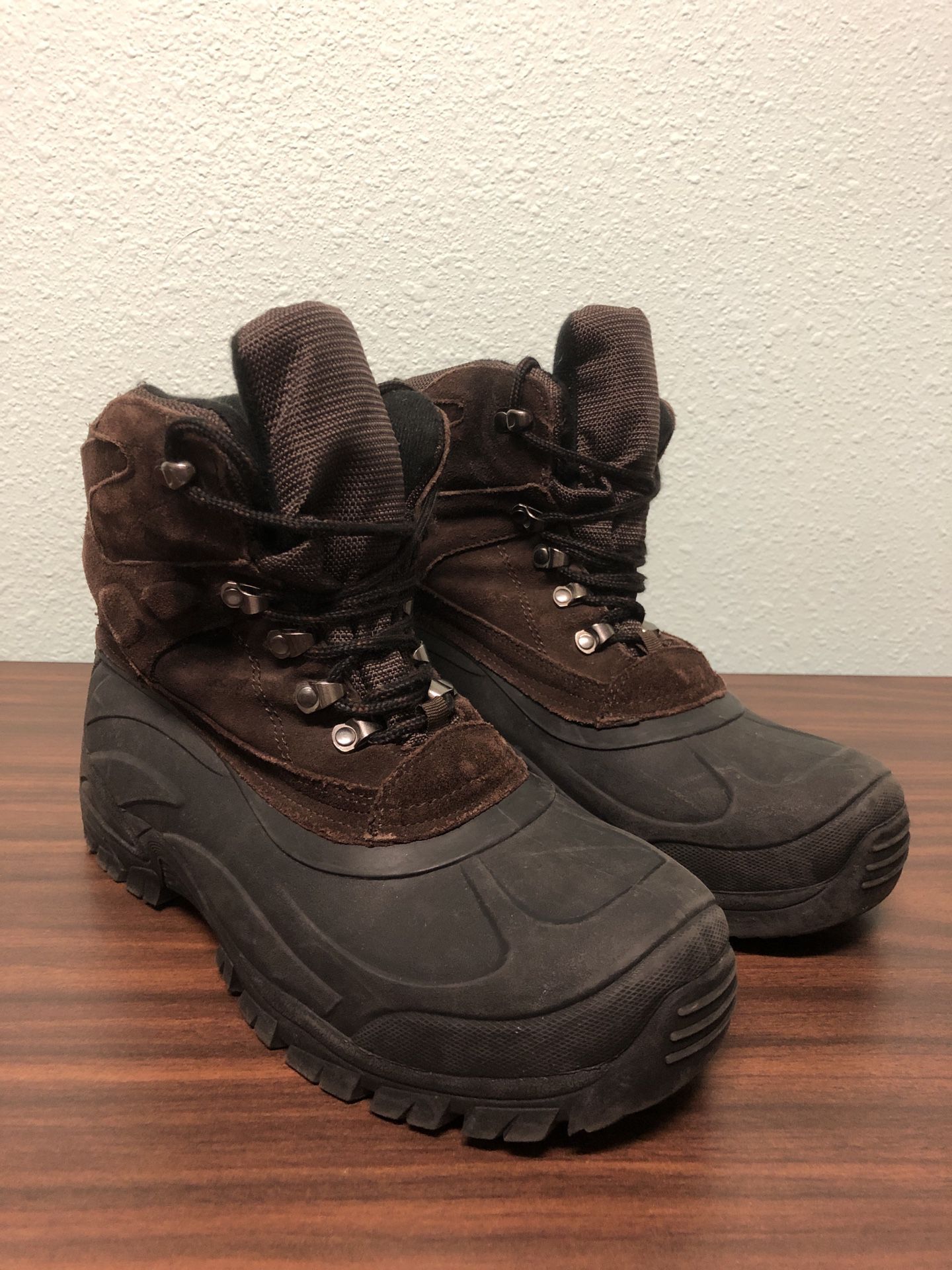 Men’s Waterproof Boots Size 10