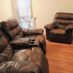**Amazing Opportunity: Brown Leather Reclining Set – Perfect for the Handy Owner!**