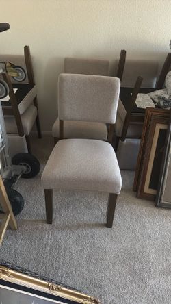 Dining chairs tomasville