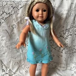 American Girl Doll Kailey Hopkins 2003 Retired Girl of the Year. 