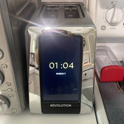 Revolution smart toaster