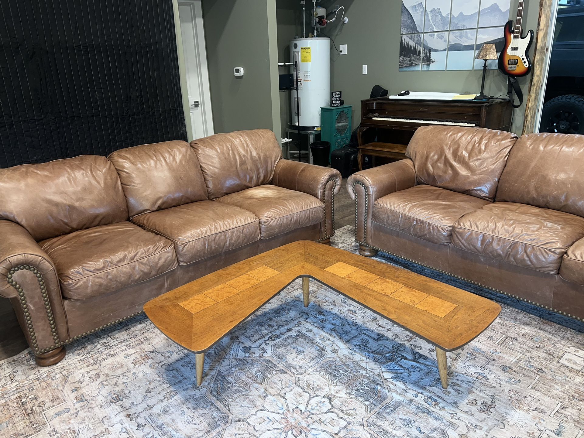 Mid Century Modern Lane Boomerang Coffee Table with Inlaid Burl Style #1929