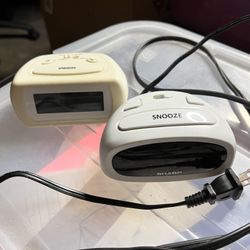 Sharp Digital Clock With Alarm