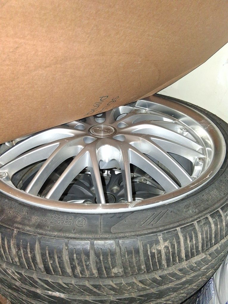 2000 Mercedes S 550 20 Inch Rims.