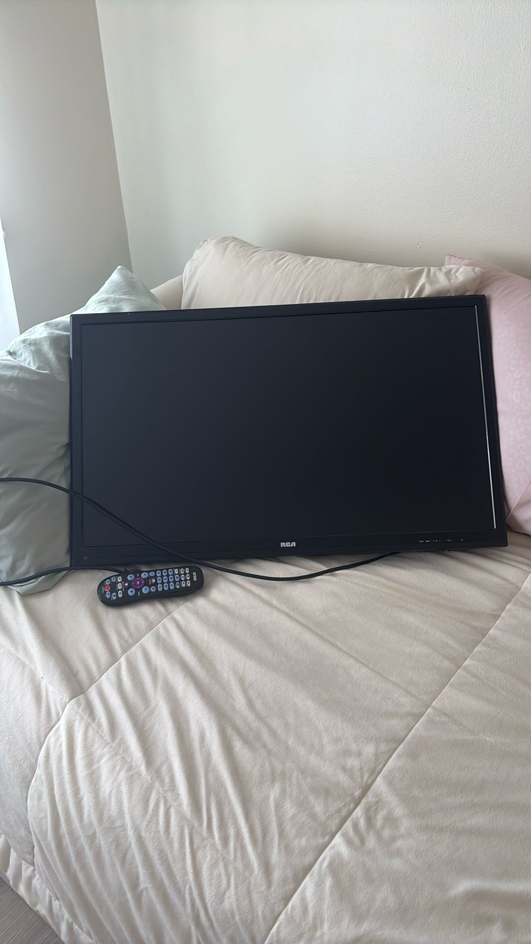 TV 28” Con Control